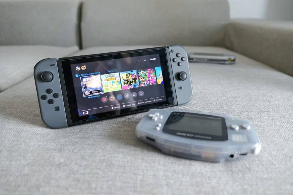 Handheld video game consoles